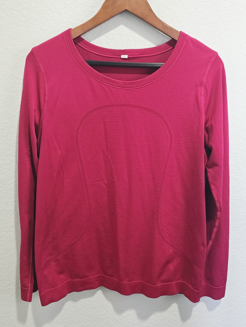 Lululemon Swiftly Relaxed Long Sleeve Shirt Hip Length Ripened Raspberry